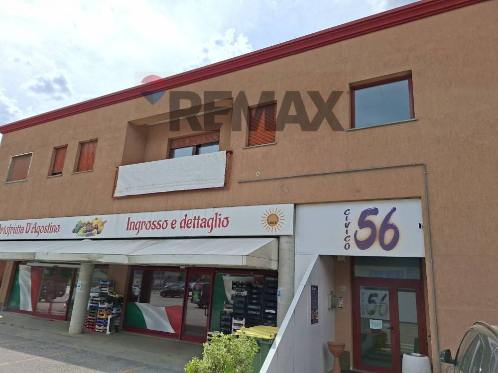 locale commerciale in affitto a Ponte nelle Alpi in zona Polpet