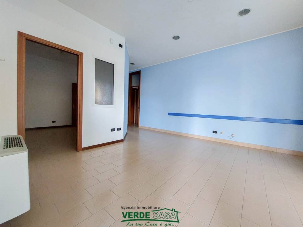 negozio in affitto ad Asolo