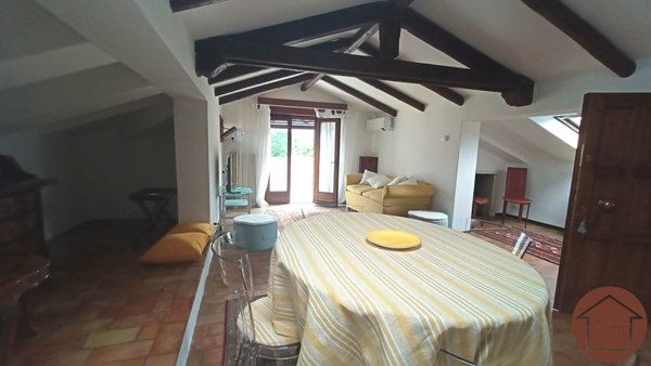 appartamento in affitto ad Asolo