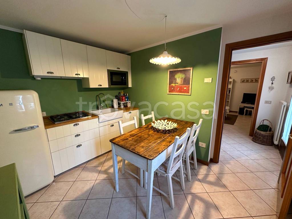 casa indipendente in affitto a Borso del Grappa