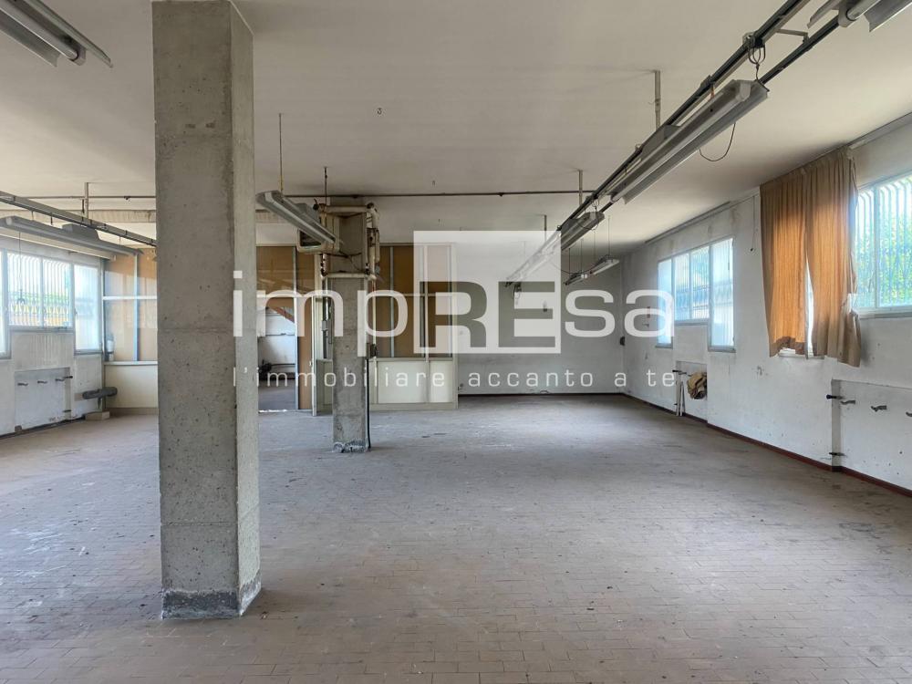 locale di sgombero in affitto a Carbonera in zona Biban