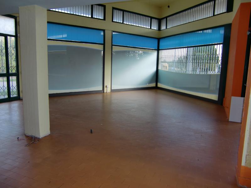 negozio in affitto a Carbonera