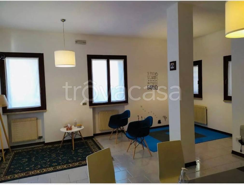 ufficio in affitto a Carbonera in zona Biban