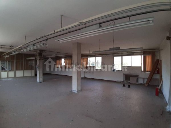 locale di sgombero in affitto a Carbonera