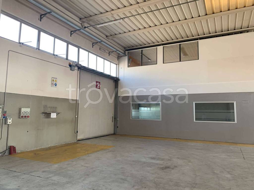 locale commerciale in affitto a Casier in zona Dosson
