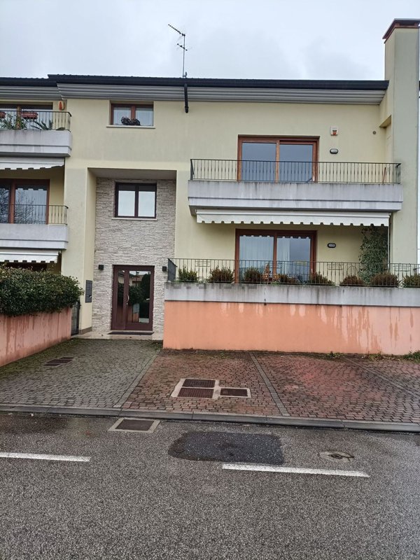 appartamento in affitto a Casier in zona Dosson