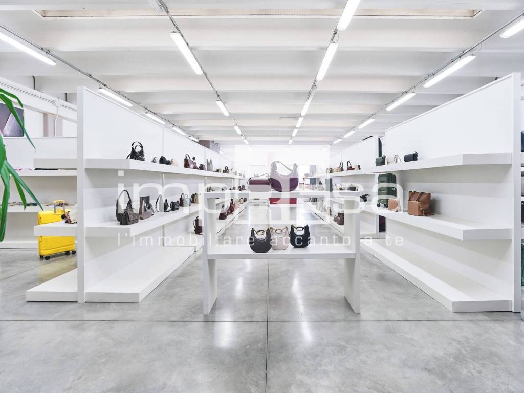 locale commerciale in affitto a Casier in zona Dosson