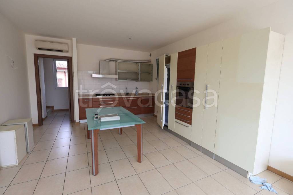 casa indipendente in affitto a Casier in zona Dosson