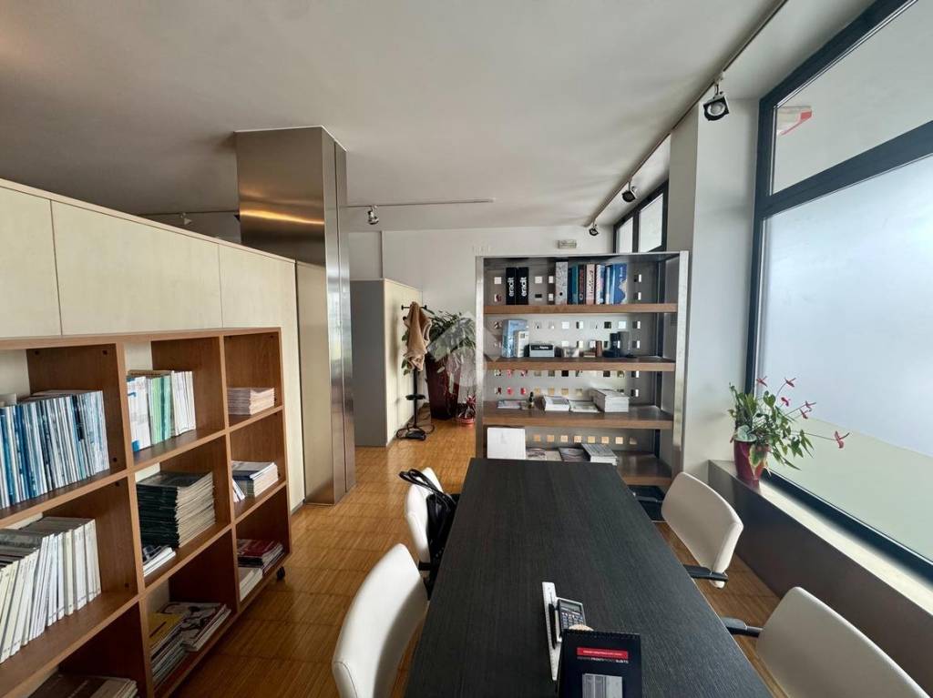 ufficio in affitto a Castelfranco Veneto