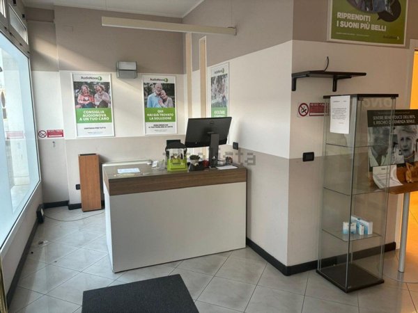 locale commerciale in affitto a Castelfranco Veneto