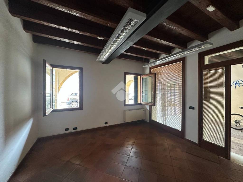 ufficio in affitto a Castelfranco Veneto