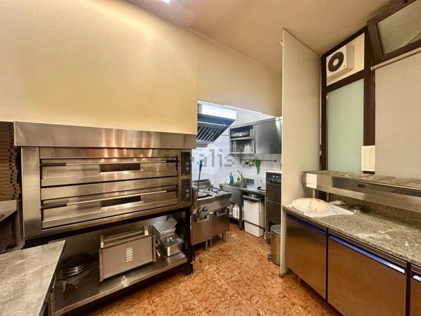 locale commerciale in affitto a Castelfranco Veneto