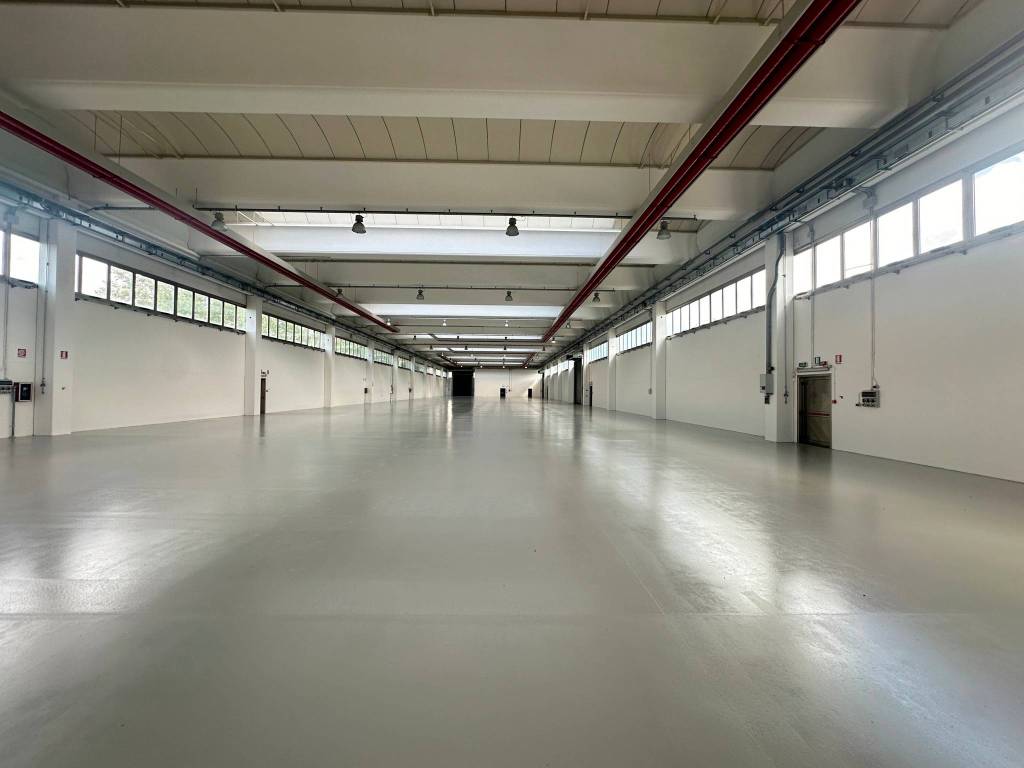 locale commerciale in affitto a Castelfranco Veneto