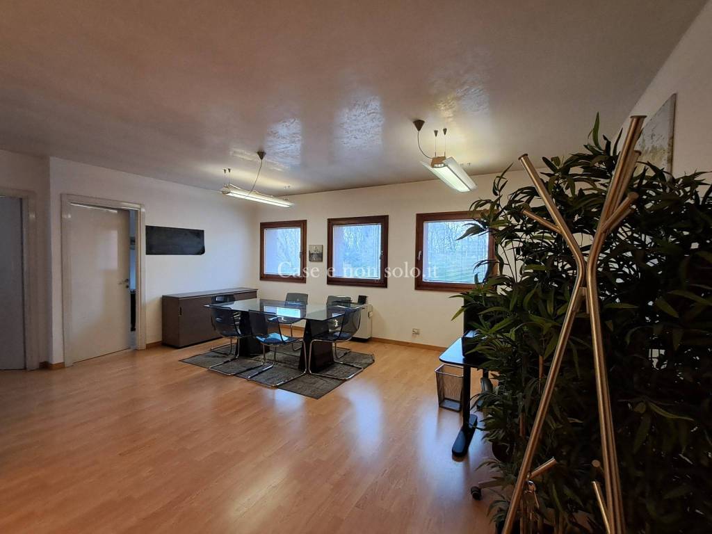 ufficio in affitto a Castelfranco Veneto