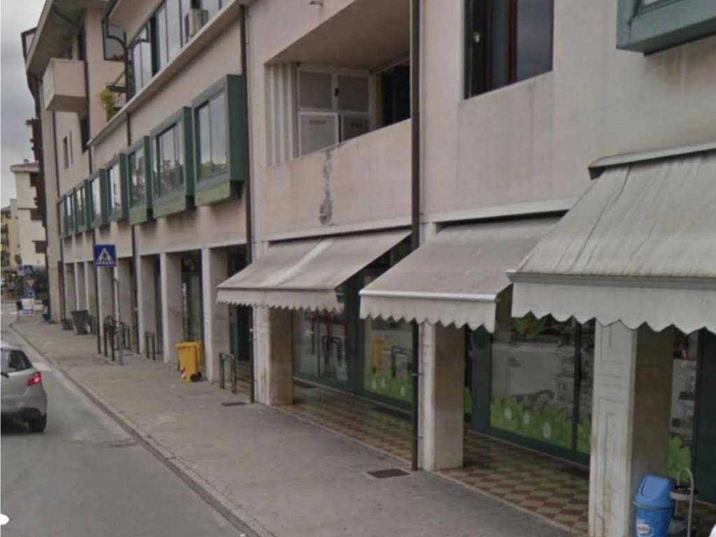 negozio in affitto a Castelfranco Veneto