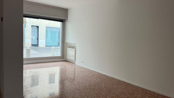 negozio in affitto a Castelfranco Veneto