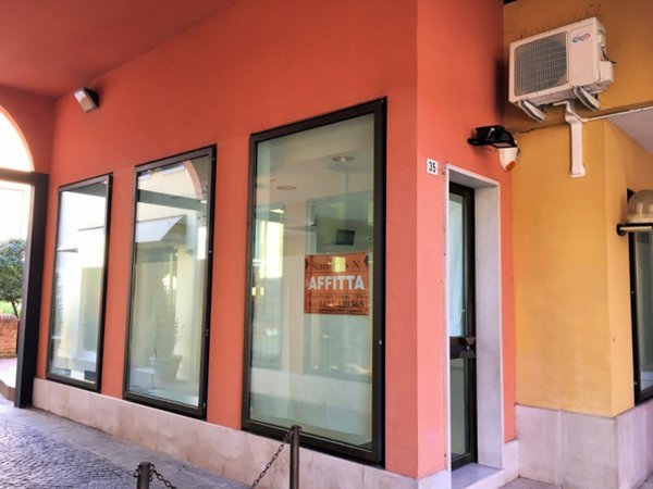 negozio in affitto a Castelfranco Veneto