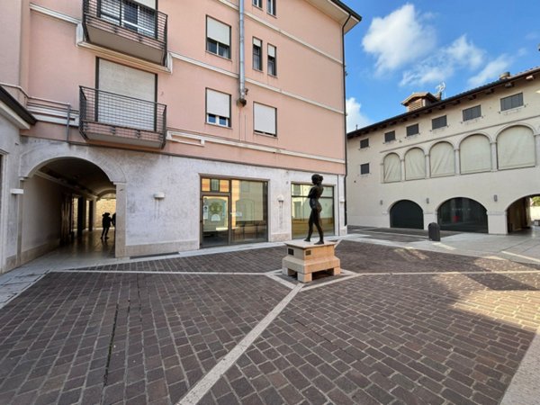 locale commerciale in affitto a Castelfranco Veneto