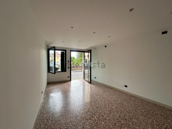 negozio in affitto a Castelfranco Veneto