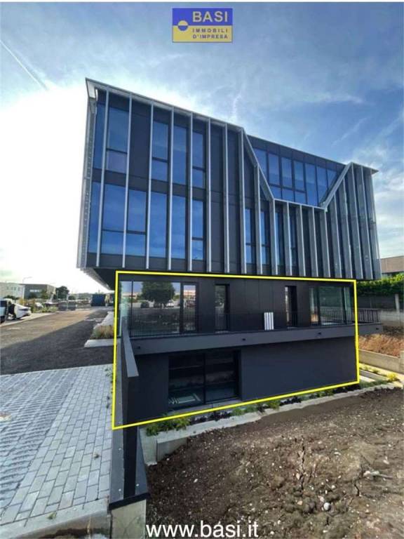 ufficio in affitto a Castelfranco Veneto in zona Villarazzo