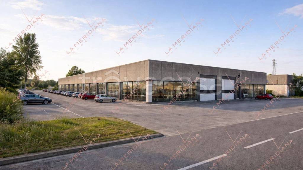 locale commerciale in affitto a Castelfranco Veneto