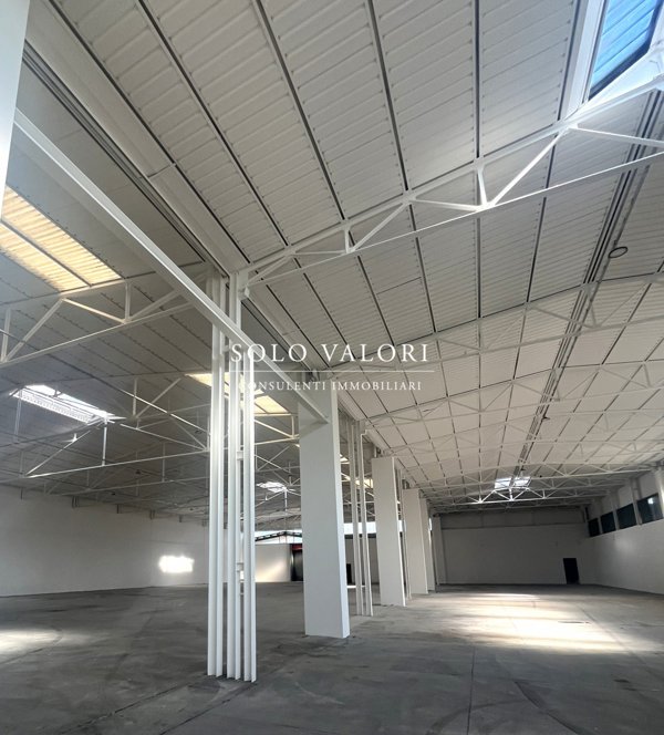 locale commerciale in affitto a Castelfranco Veneto