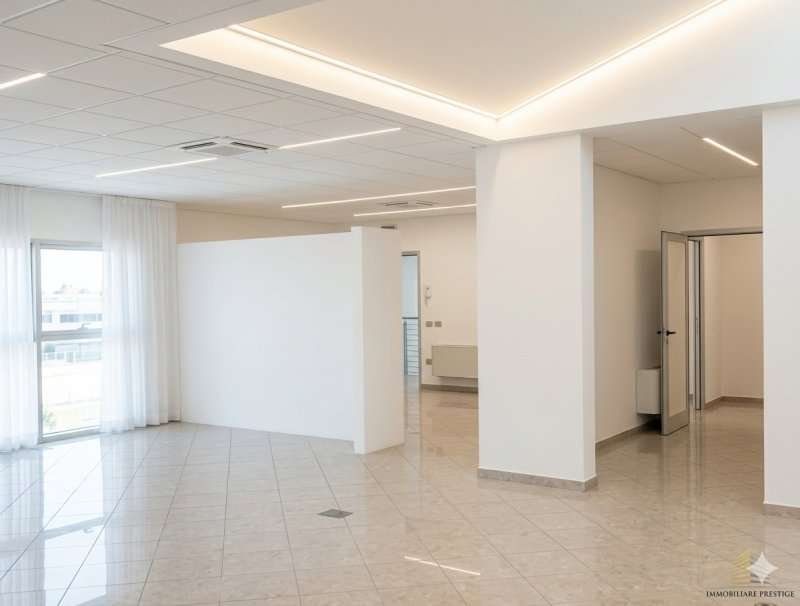 ufficio in affitto a Castelfranco Veneto