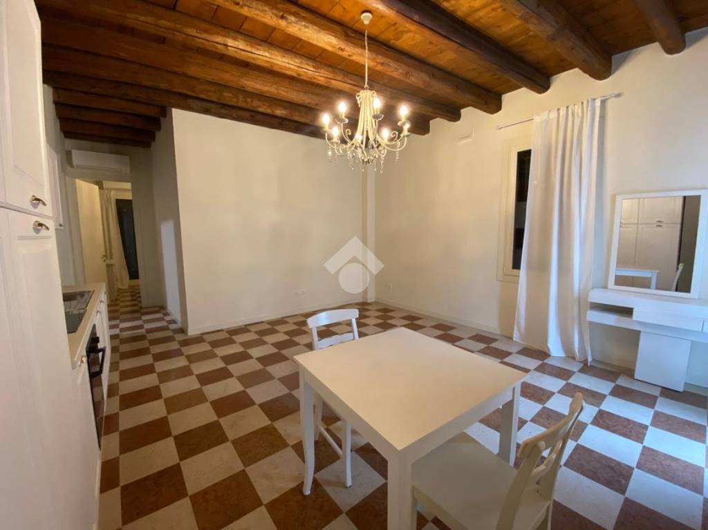 appartamento in affitto a Castello di Godego