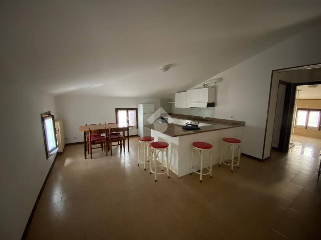 appartamento in affitto a Castello di Godego