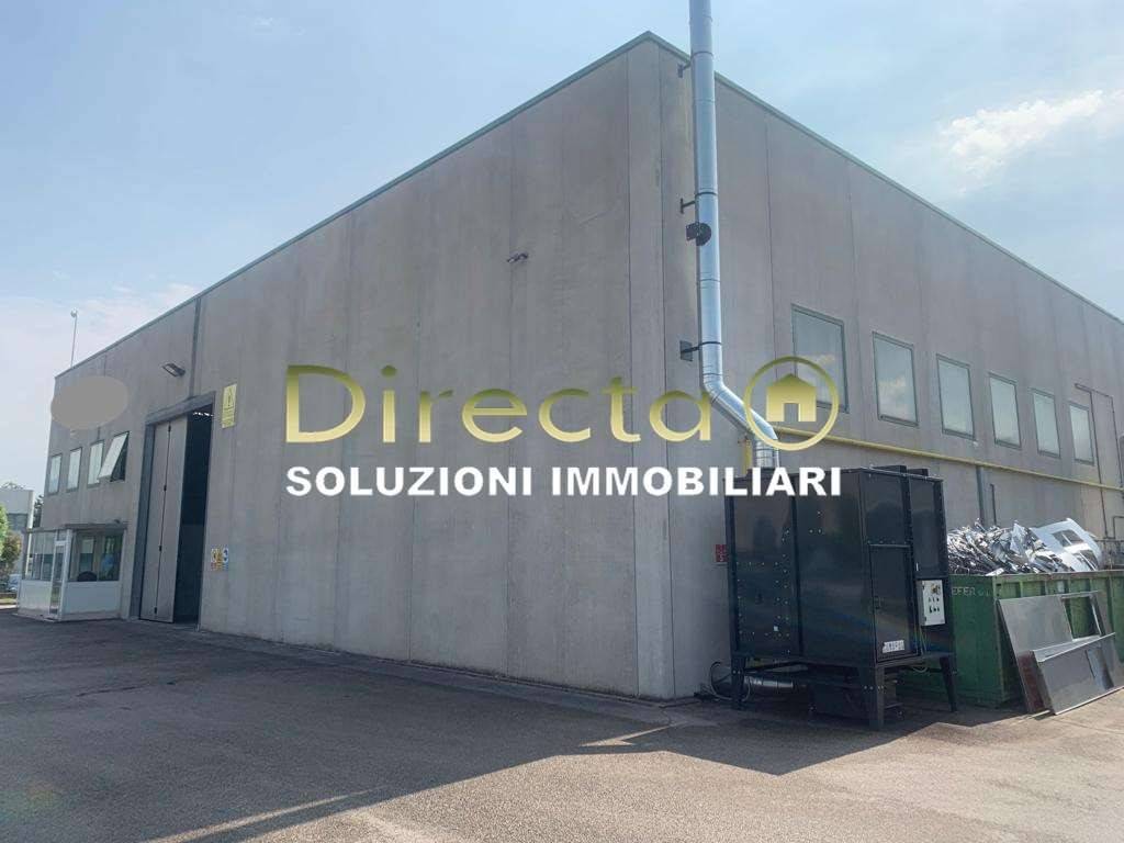 capannone in affitto a Colle Umberto