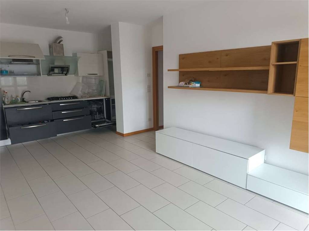 appartamento in affitto a Colle Umberto