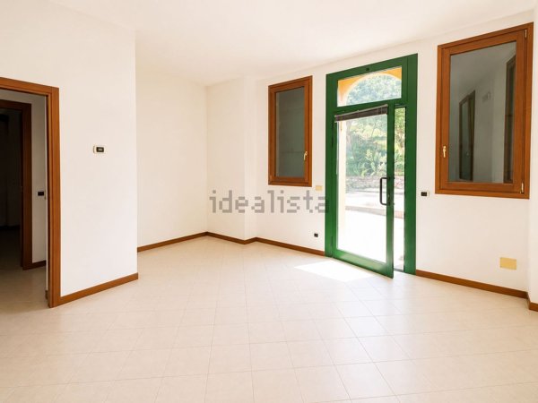 ufficio in affitto a Colle Umberto