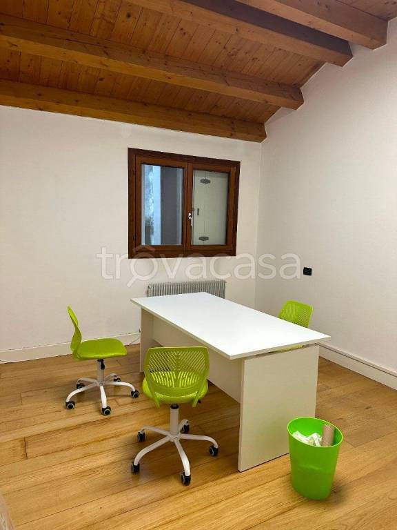 ufficio in affitto a Conegliano