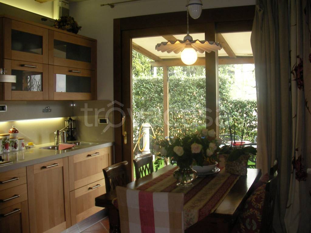 casa indipendente in affitto a Conegliano in zona Campolongo