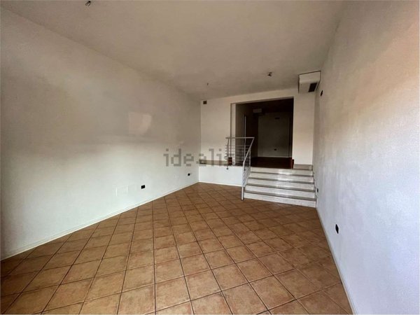 negozio in affitto a Conegliano