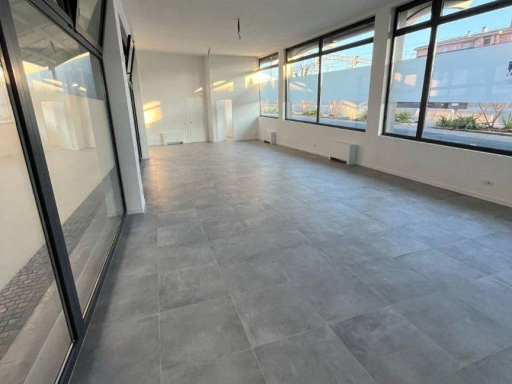 negozio in affitto a Conegliano