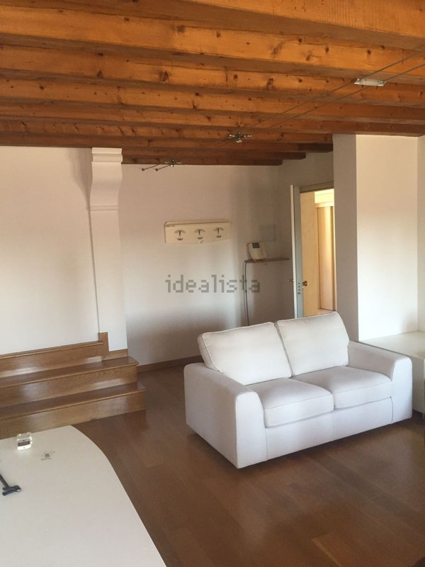 appartamento in affitto a Conegliano