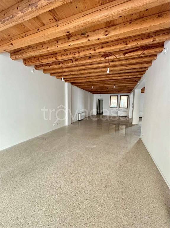 ufficio in affitto a Conegliano