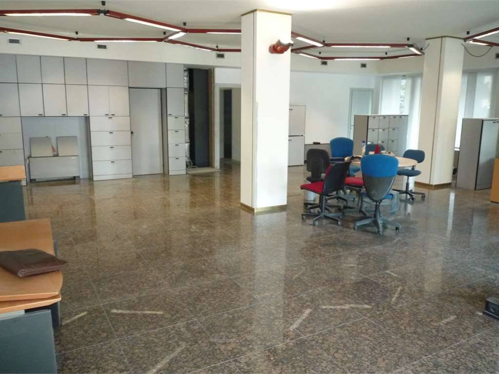 negozio in affitto a Conegliano