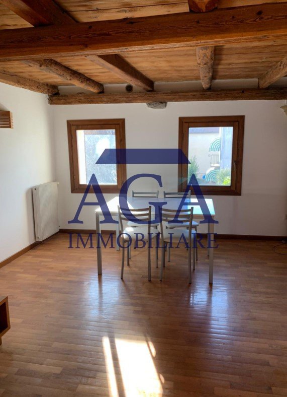 appartamento in affitto a Conegliano in zona Scomigo