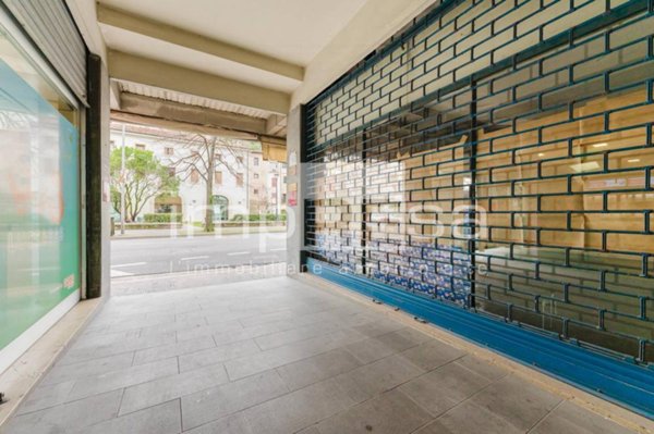 locale commerciale in affitto a Conegliano