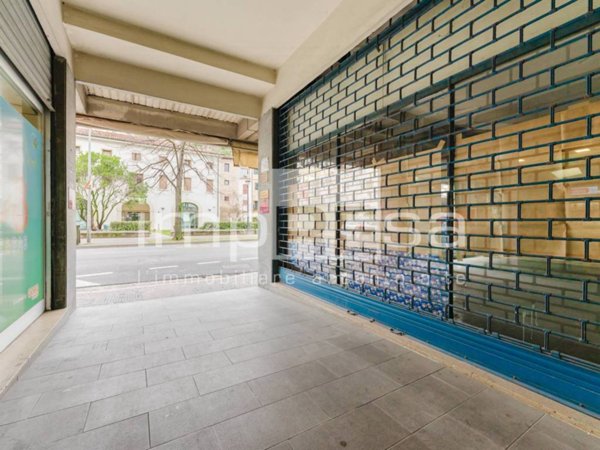 negozio in affitto a Conegliano