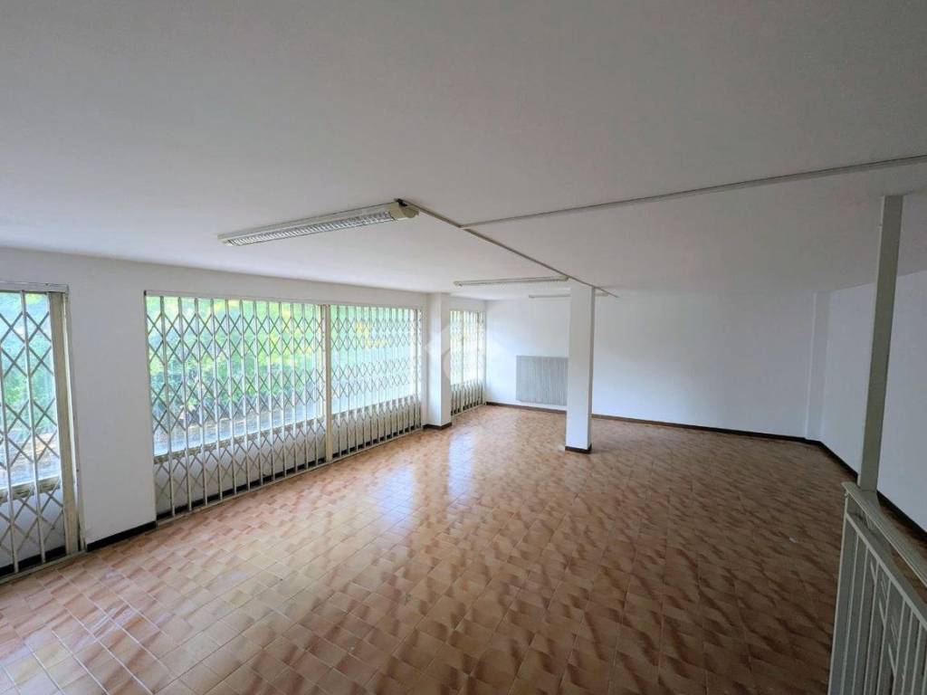 negozio in affitto a Conegliano