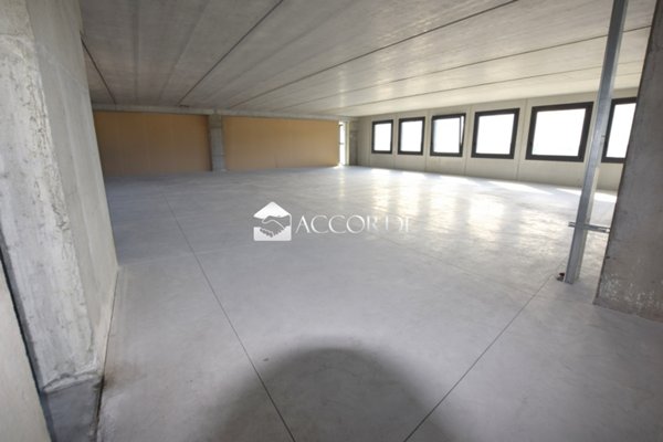 ufficio in affitto a Cornuda