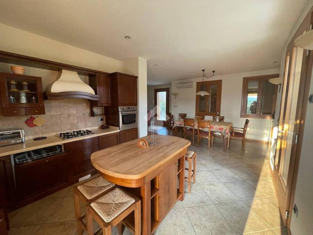 casa indipendente in affitto a Fonte