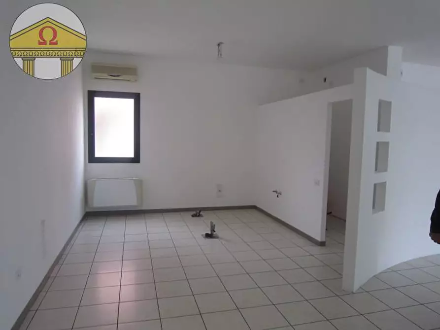 negozio in affitto a Miane