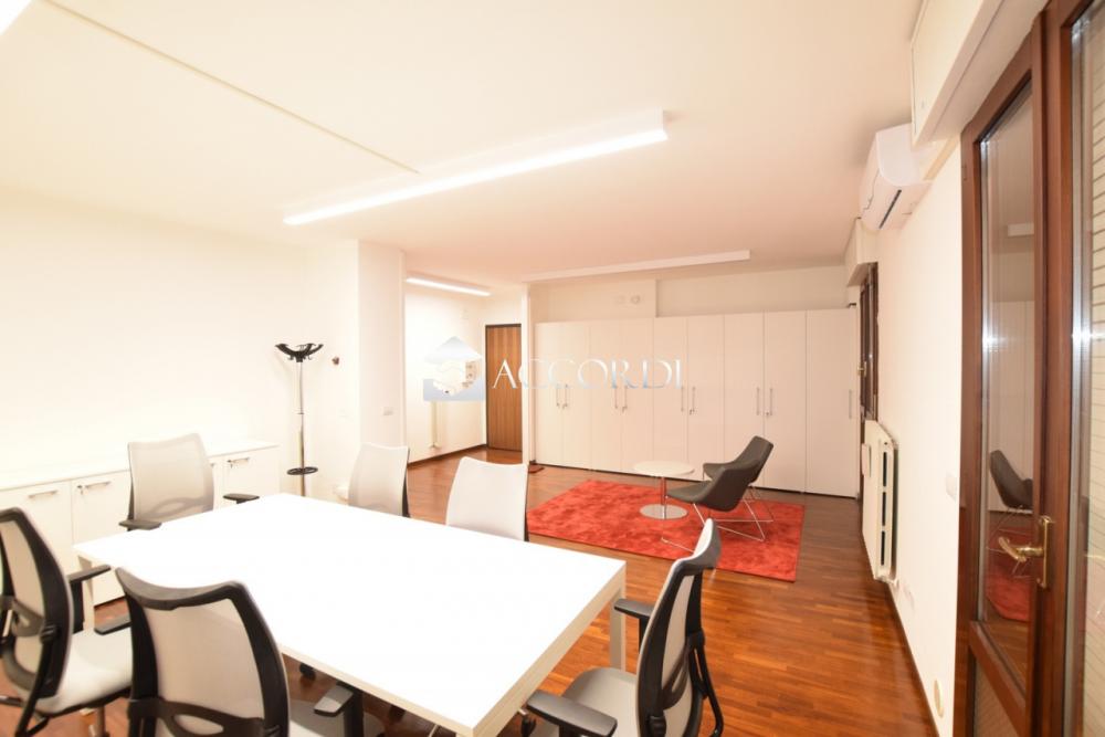 ufficio in affitto a Montebelluna