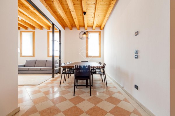 appartamento in affitto a Montebelluna