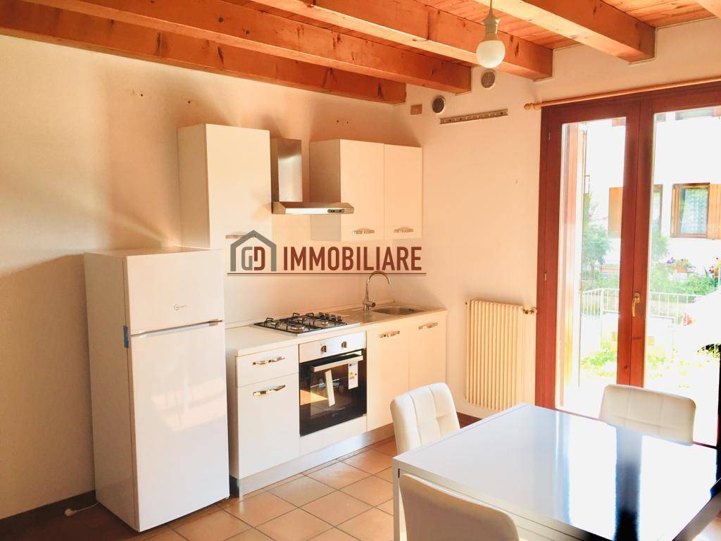 appartamento in affitto a Montebelluna in zona Biadene