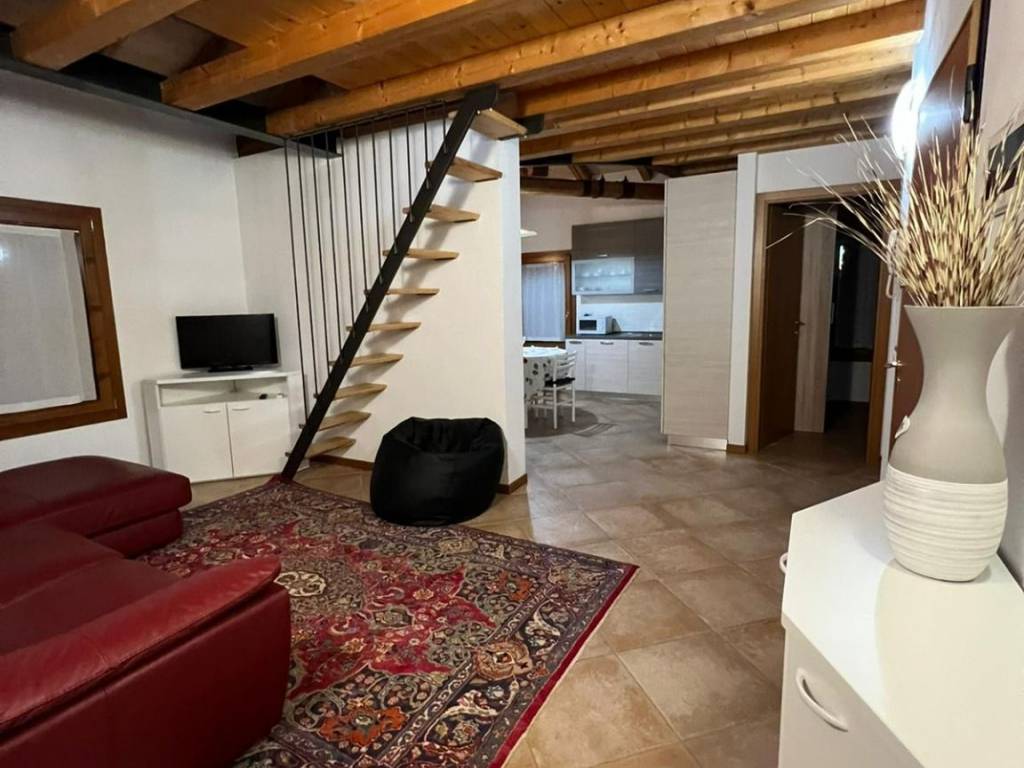 appartamento in affitto a Montebelluna